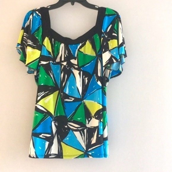 Sandra & Andre dressy shirt. Very cute on. Gorgeous colors. Size M - Picture 4 of 9